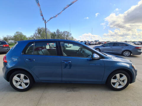 2017 Volkswagen Golf TSI S