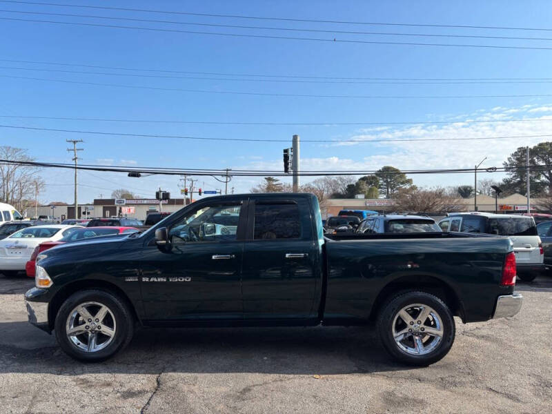 2011 RAM Ram 1500 Pickup null photo 2