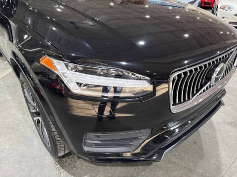 2022 Volvo XC90 T5 Momentum