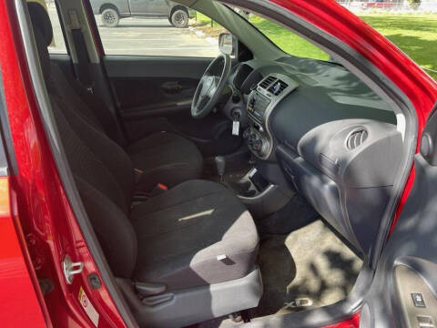 2013 Scion xD