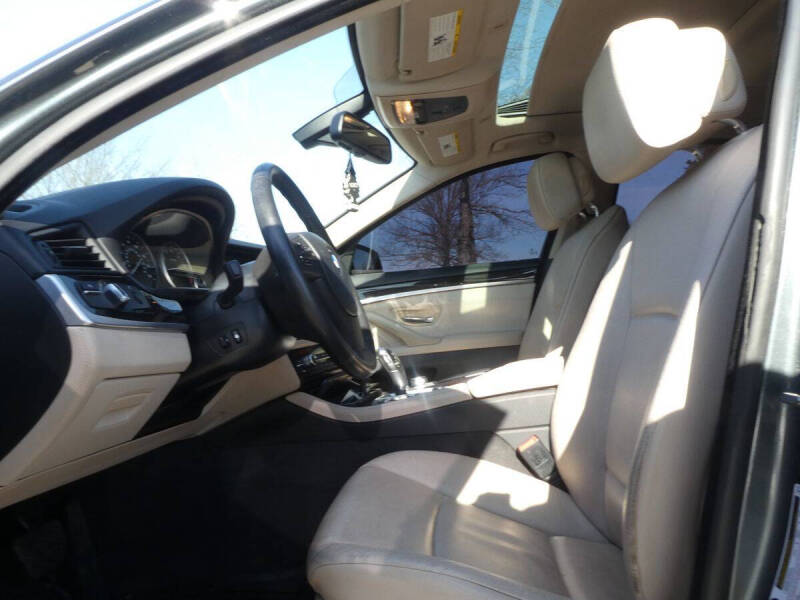 2012 BMW 5 Series 528i xDrive