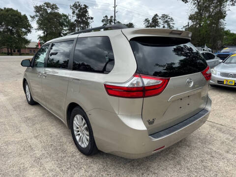 2015 Toyota Sienna