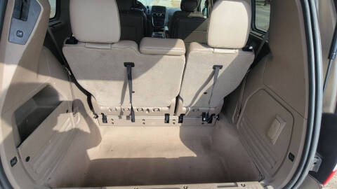 2013 Chrysler Town and Country Touring-L