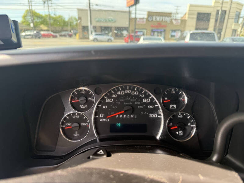 2017 Chevrolet Express 2500