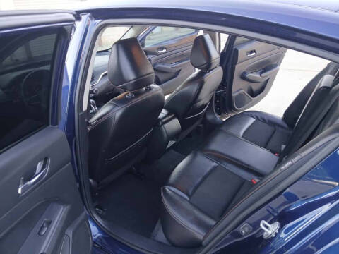 2021 Nissan Altima 2.5 SR