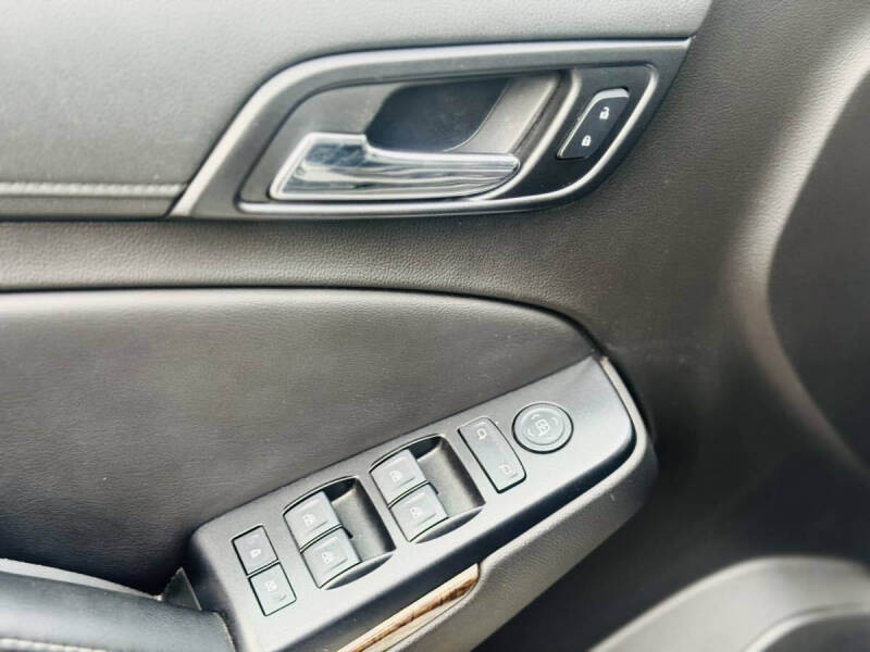 2017 Chevrolet Suburban LS