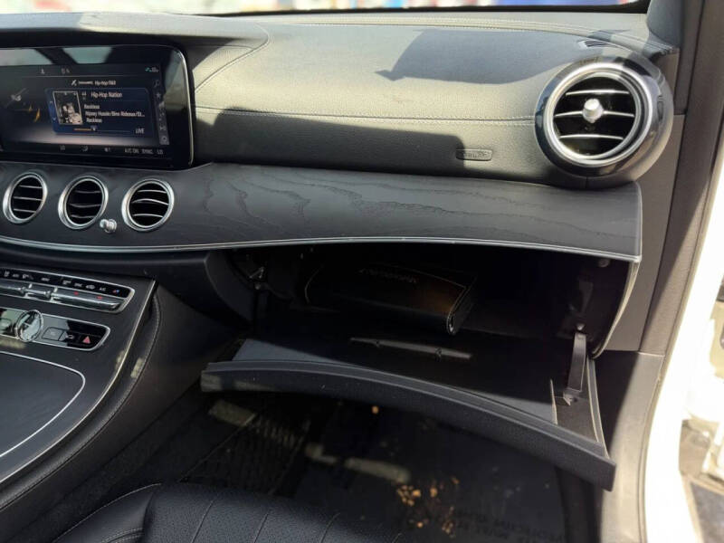 2019 Mercedes-Benz E-Class E 300
