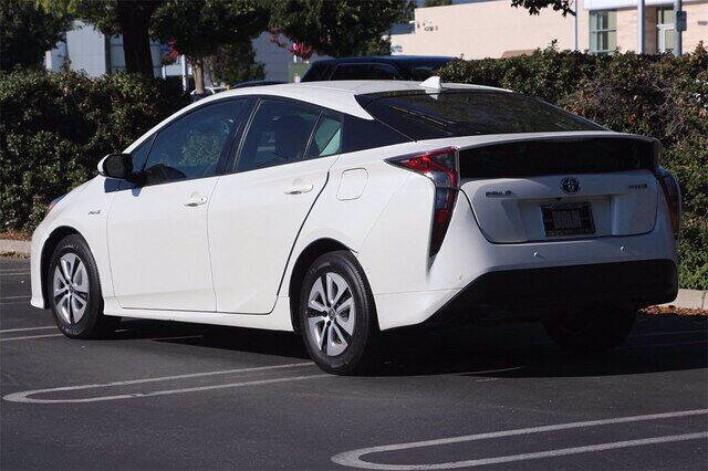 2017 Toyota Prius Two