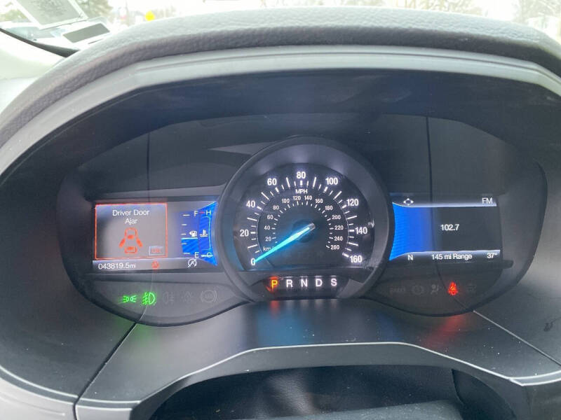 2023 Ford Edge Titanium