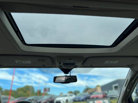 2013 Chrysler Town and Country Touring-L