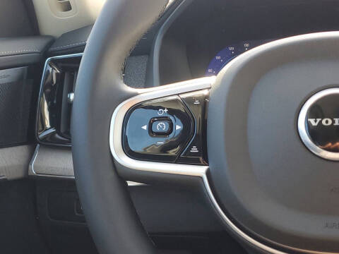 2025 Volvo XC90 B6 Ultra Bright Theme 7P