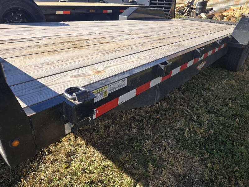 2024 H&H Trailers 82"+4'
