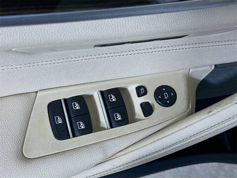 2021 BMW 5 Series 530i