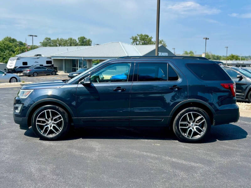 2017 Ford Explorer Sport