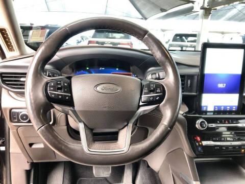 2022 Ford Explorer Platinum