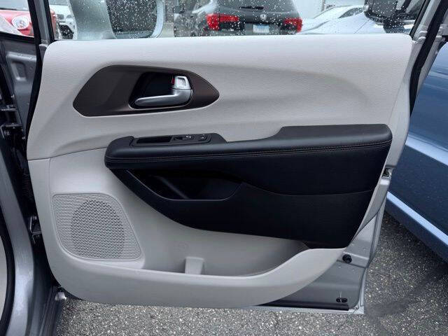 2018 Chrysler Pacifica Touring Plus