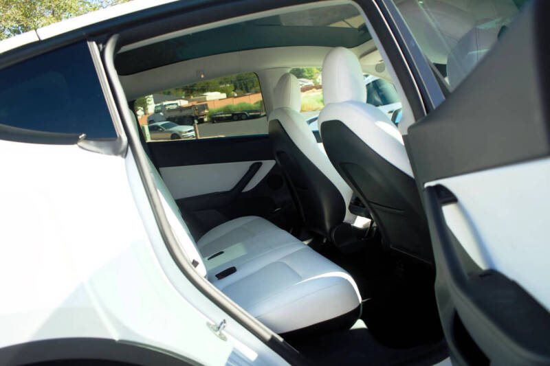 2022 Tesla Model Y Long Range