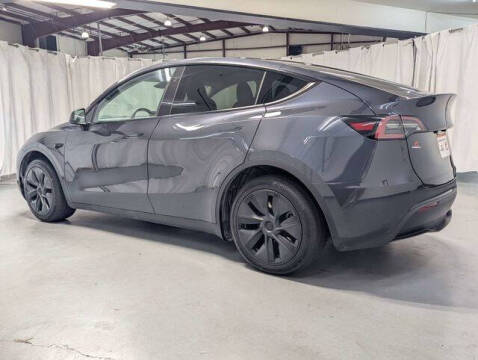 2025 Tesla Model Y Long Range