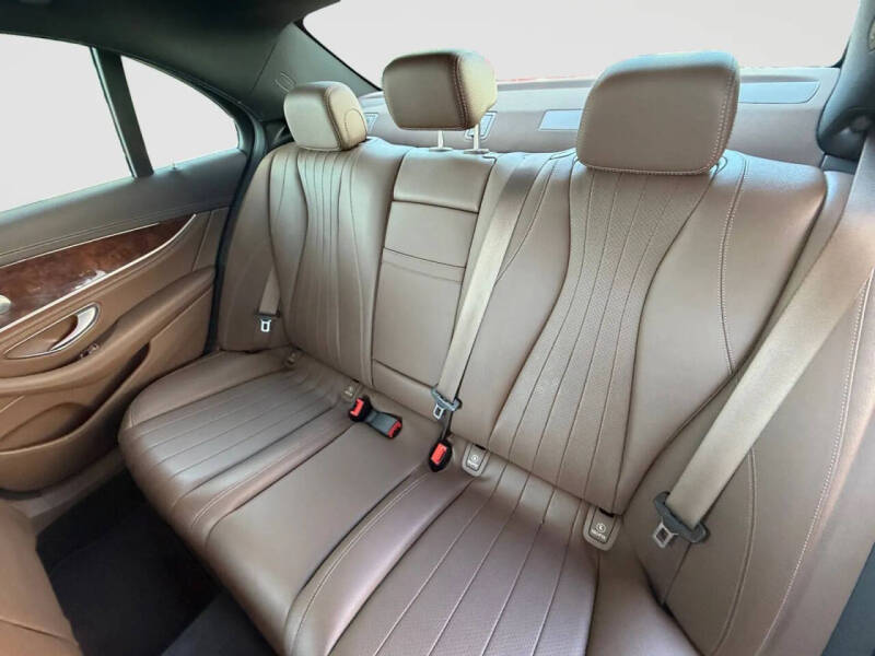 2017 Mercedes-Benz E-Class E 300 4MATIC