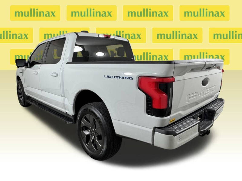 2023 Ford F-150 Lightning XLT