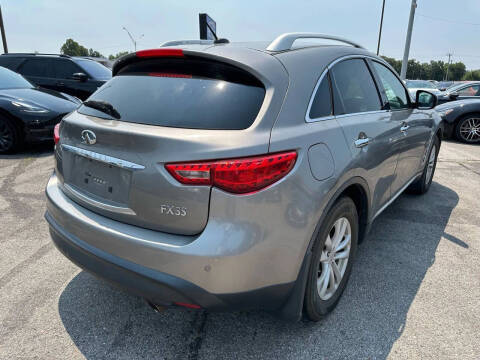 2011 Infiniti FX35