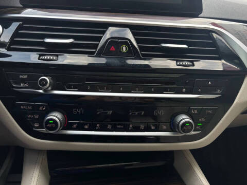 2019 BMW 5 Series 540i