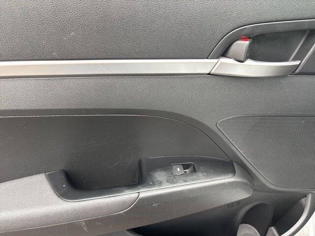 2019 Hyundai Elantra