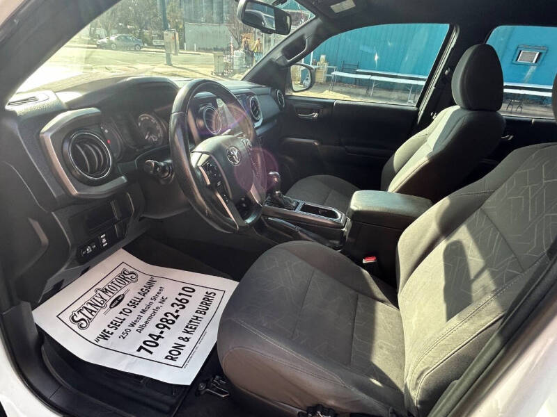 2016 Toyota Tacoma TRD Sport