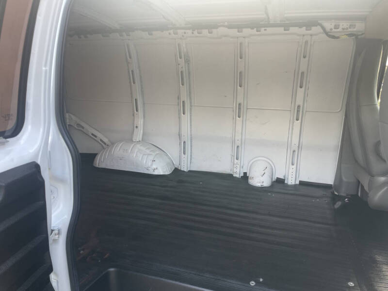 2020 GMC Savana 2500