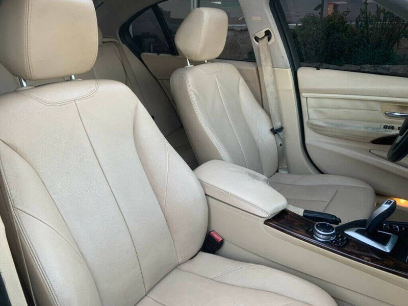 2014 BMW 3 Series 328i