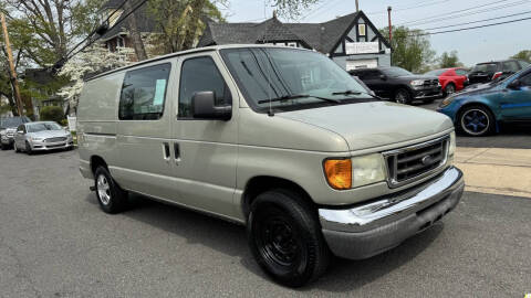 2005 Ford E-Series E-150