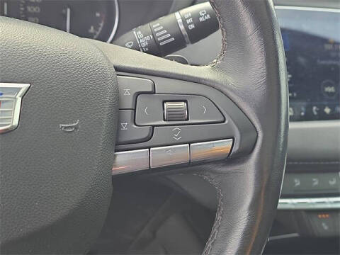 2022 Cadillac XT4 Premium Luxury