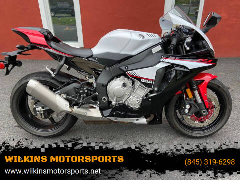 2016 Yamaha YZF-R1