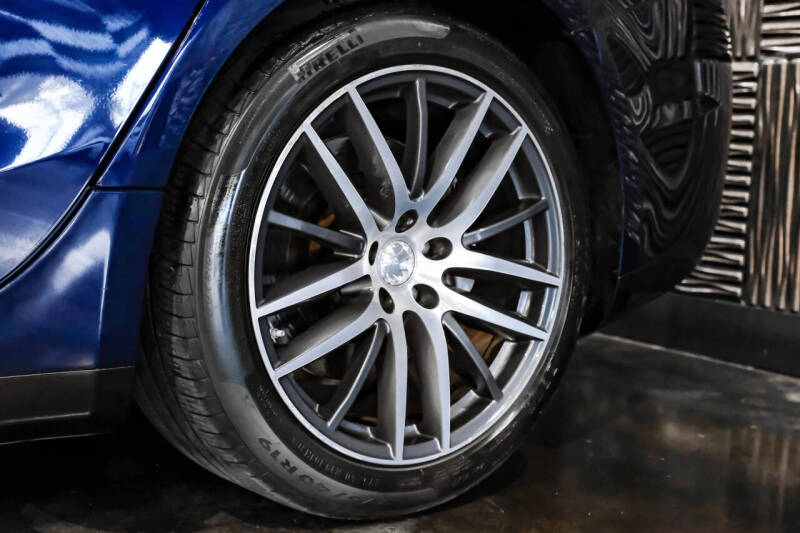 2015 Maserati Ghibli