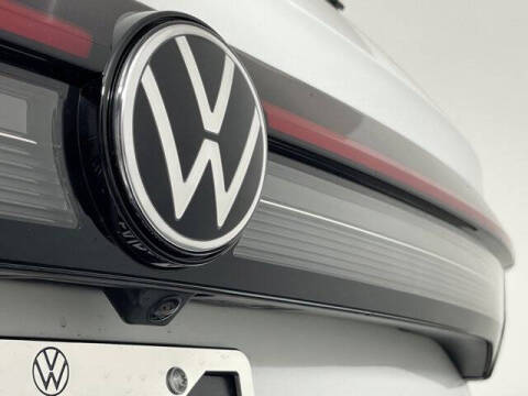 2025 Volkswagen Taos S