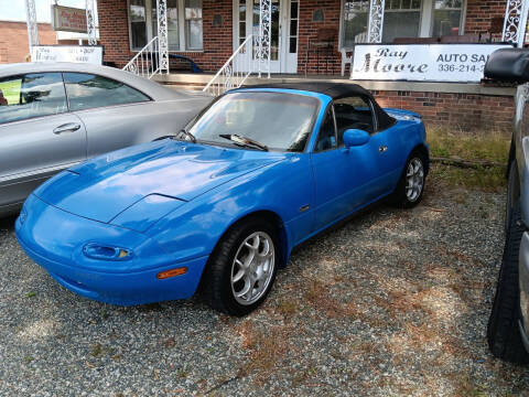 1990 Mazda MX-5 Miata for sale at Ray Moore Auto Sales in Graham NC