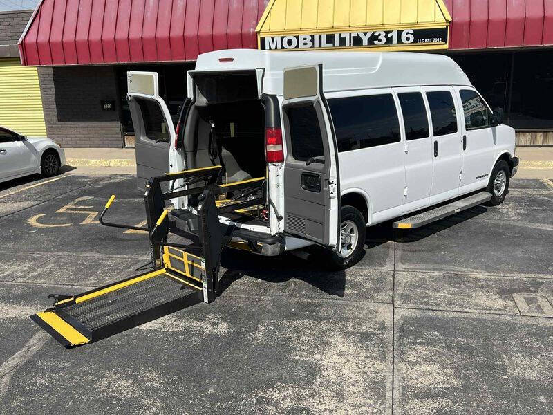 2010 Chevrolet Express LT 3500