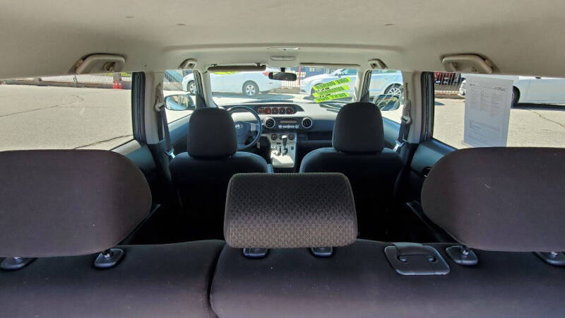2009 Scion xB