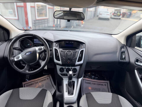 2012 Ford Focus SE