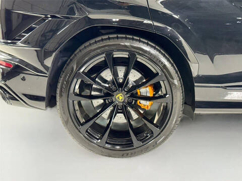 2024 Lamborghini Urus S
