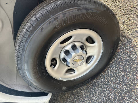 2025 Chevrolet Express 2500