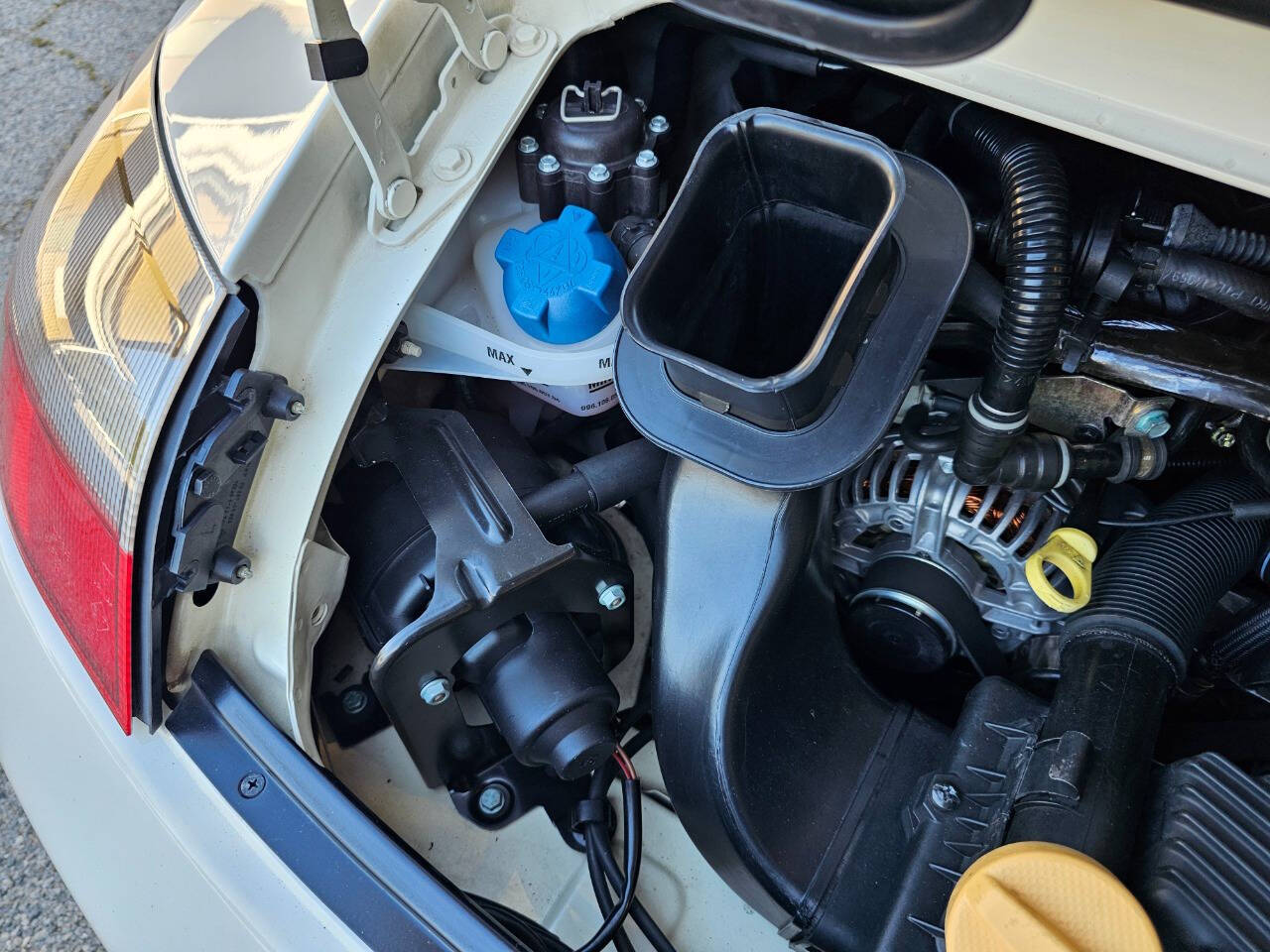 2001 Porsche 911 60