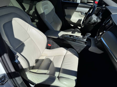 2021 Volvo V90 T5 R-Design