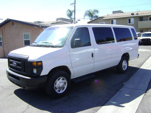 2011 Ford E-Series E-350 SD XL