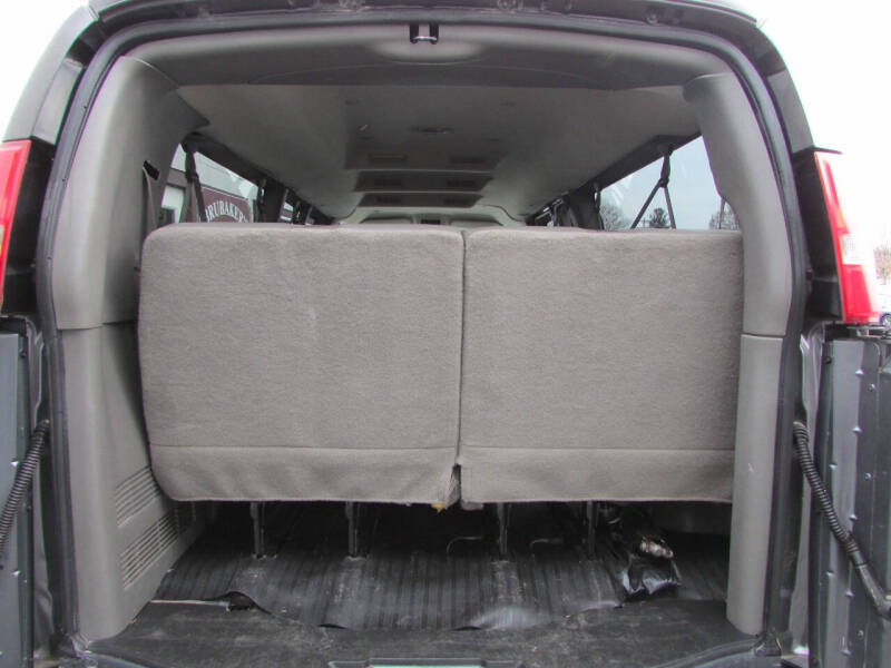 2017 Chevrolet Express LS 3500