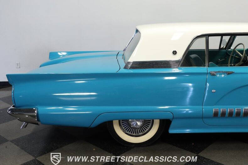 1958 Ford Thunderbird