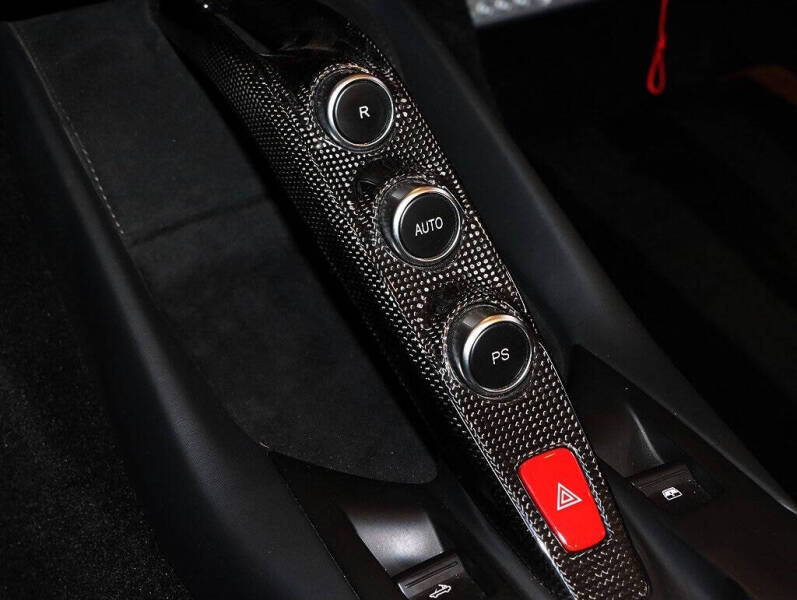 2021 Ferrari 812 GTS