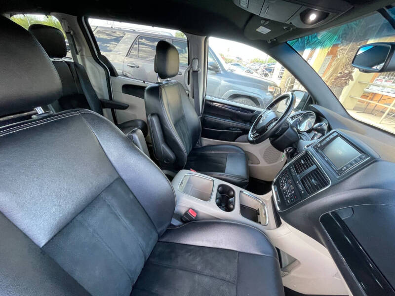 2017 Dodge Grand Caravan SXT