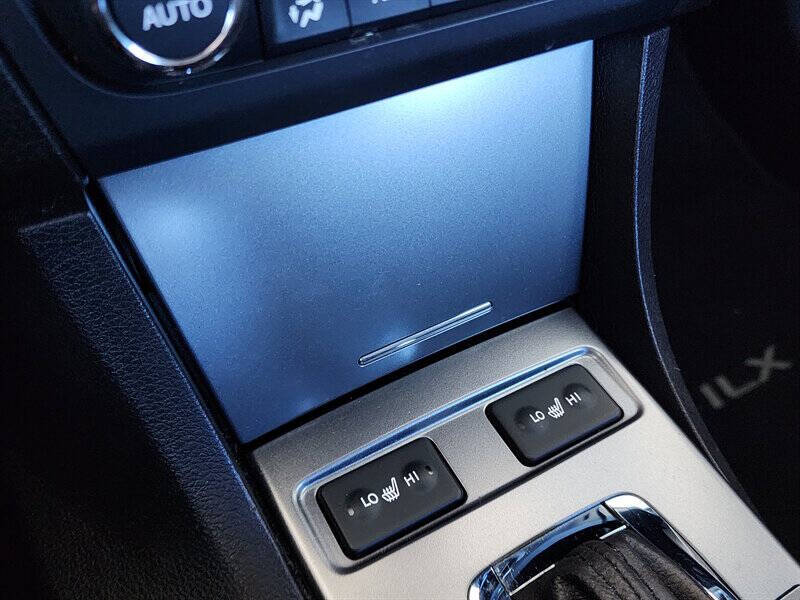 2014 Acura ILX 2.0L w/Tech