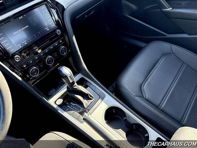 2022 Volkswagen Passat SE